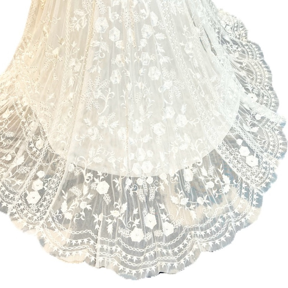Lace open back train wedding dress bridal‎ gown sleeveless beaded embroidered - Picture 4 of 17